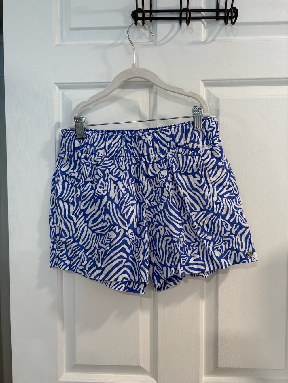 Lilly Pulitzer Lilo Linen Short in Martinique Blue Zee Bebe